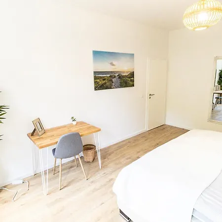 Apartment 7-raum-wohnung Uberm Park, 800m Zu Zentrum & Hbf