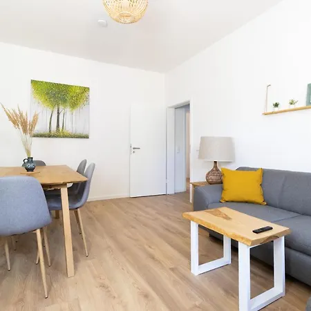 7-raum-wohnung Uberm Park, 800m Zu Zentrum & Hbf Chemnitz