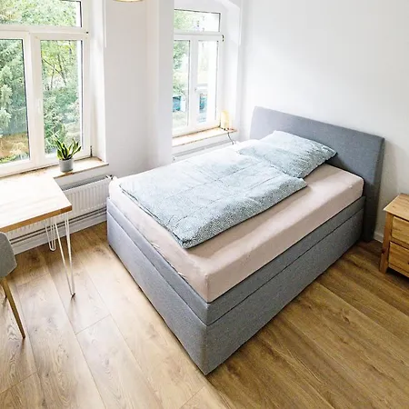 7-raum-wohnung Uberm Park, 800m Zu Zentrum & Hbf *