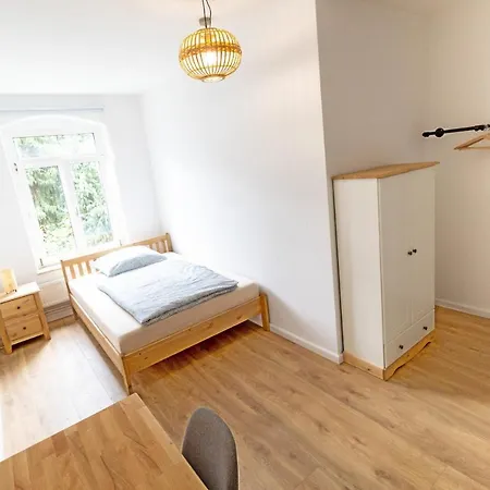 7-raum-wohnung Uberm Park, 800m Zu Zentrum & Hbf